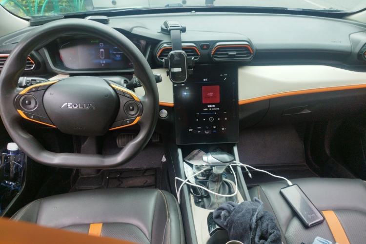 Used Dongfeng Aeolus Yixuan 2023 1.5L Automatic Glory Edition Center Console