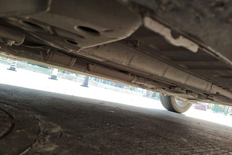 Used Dongfeng Aeolus Yixuan 2023 1.5L Automatic Glory Edition Chassis Front Left