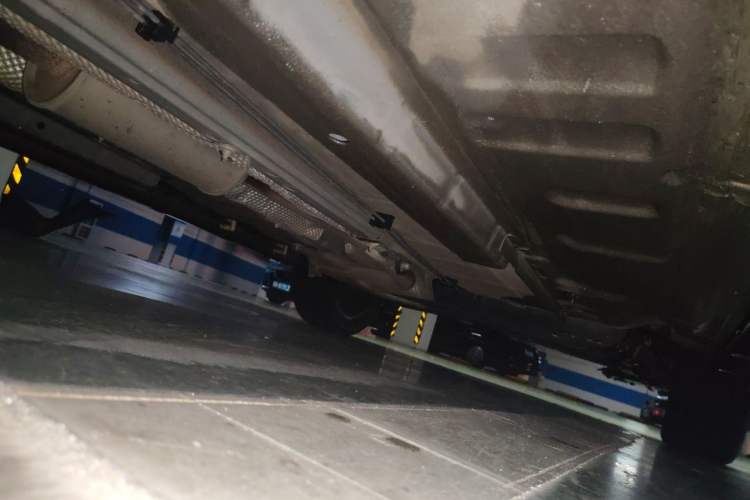 Used Dongfeng Aeolus Yixuan 2023 Mach Edition 1.5L Automatic Chasing Shadow Version Chassis Front Left