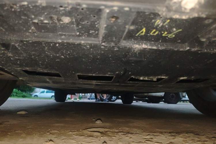 Used Dongfeng Aeolus Yixuan 2023 Mach Edition 1.5L Automatic Chasing Shadow Version Chassis Front