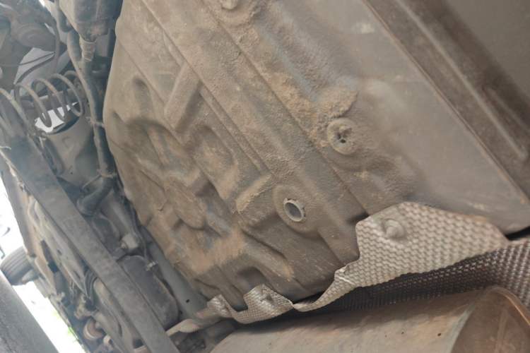 Used Dongfeng Aeolus Yixuan 2023 Mach Edition 1.5L Automatic Chasing Shadow Version Chassis Rear