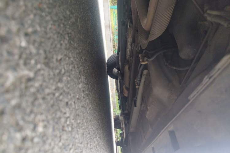 Used Dongfeng Aeolus Yixuan 2023 1.5L Automatic Glory Edition Chassis Rear Right
