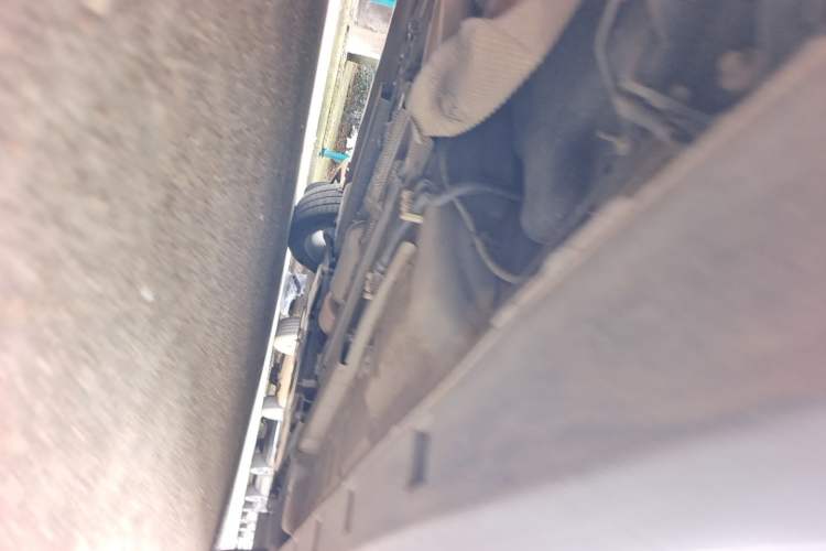 Used Dongfeng Aeolus Yixuan 2023 Mach Edition 1.5L Automatic Chasing Shadow Version Chassis Rear Right