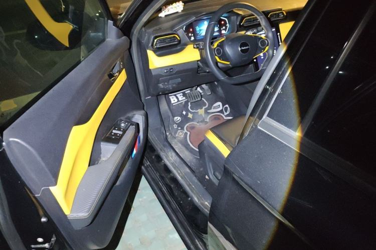 Used Dongfeng Aeolus Yixuan 2023 Mach Edition 1.5T Automatic Pursuit Rider Version Driver Seat