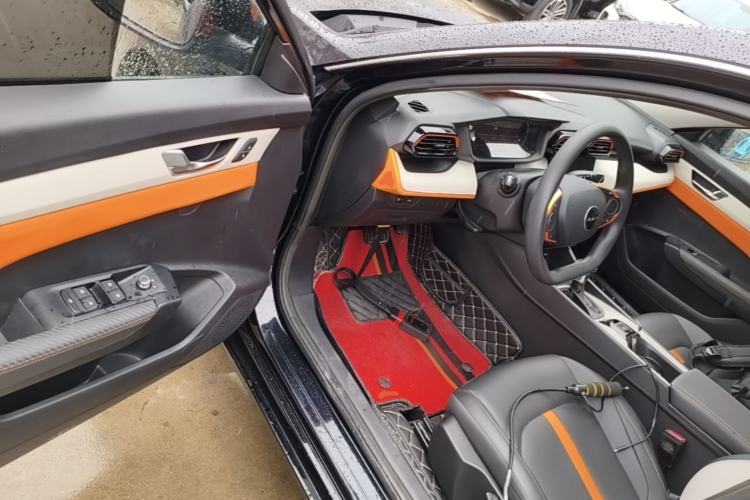 Used Dongfeng Aeolus Yixuan 2023 Mach Edition 1.5L Automatic Chasing Shadow Version Driver Seat