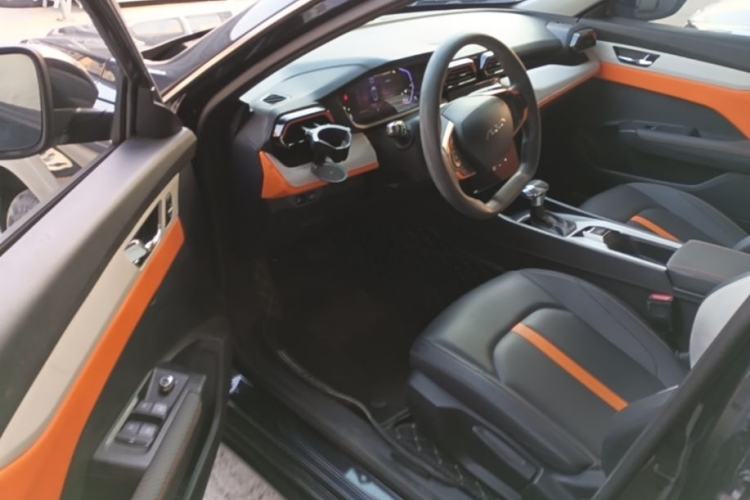 Used Dongfeng Aeolus Yixuan 2023 Mach Edition 1.5L Automatic Chasing Shadow Version Driver Seat