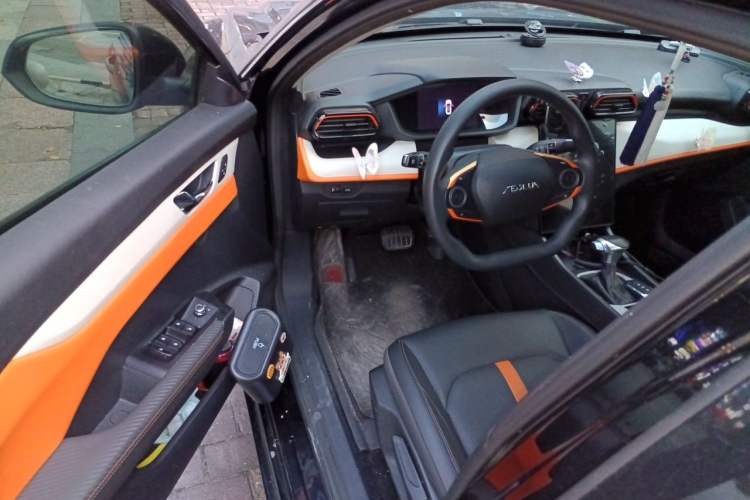 Used Dongfeng Aeolus Yixuan 2023 Mach Edition 1.5L Automatic Chasing Wind Version Driver Seat