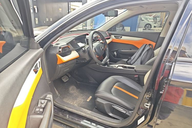 Used Dongfeng Aeolus Yixuan 2023 Mach Edition 1.5L Automatic Chasing Shadow Version Driver Seat