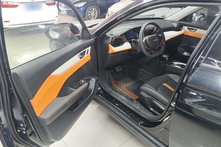 Used Dongfeng Aeolus Yixuan 2023 Mach Edition 1.5L Automatic Chasing Shadow Version Driver Seat