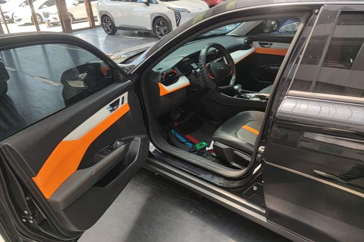 Used Dongfeng Aeolus Yixuan 2023 Mach Edition 1.5L Automatic Chasing Wind Version Driver Seat