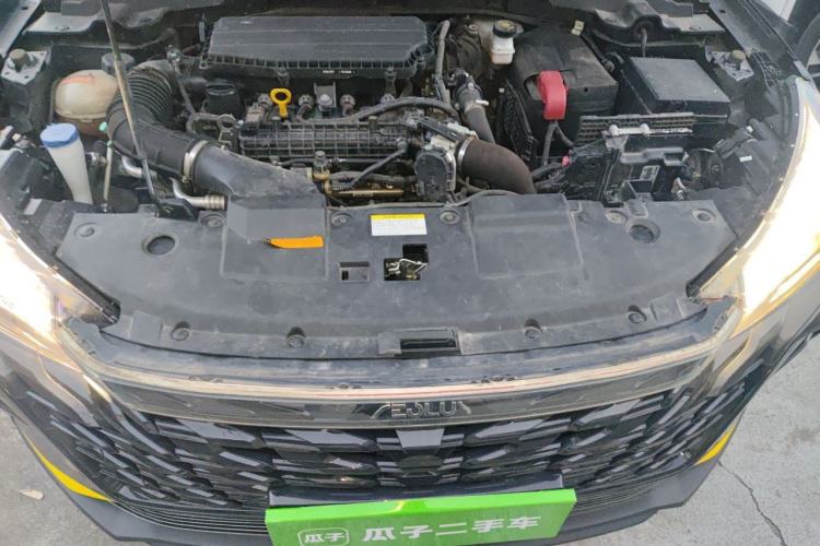 Used Dongfeng Aeolus Yixuan 2023 Mach Edition 1.5T Automatic Pursuit Rider Version Engine Bay