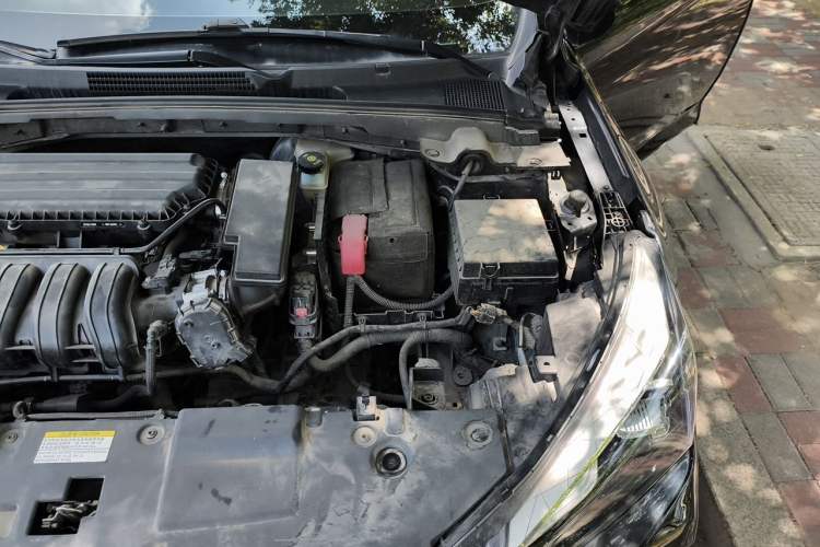 Used Dongfeng Aeolus Yixuan 2023 Mach Edition 1.5L Automatic Chasing Wind Version Engine Bay Left
