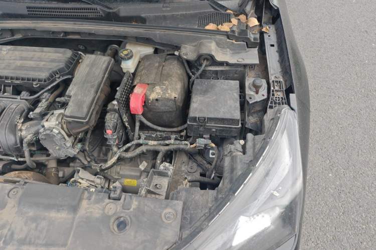 Used Dongfeng Aeolus Yixuan 2023 Mach Edition 1.5L Automatic Chasing Shadow Version Engine Bay Left