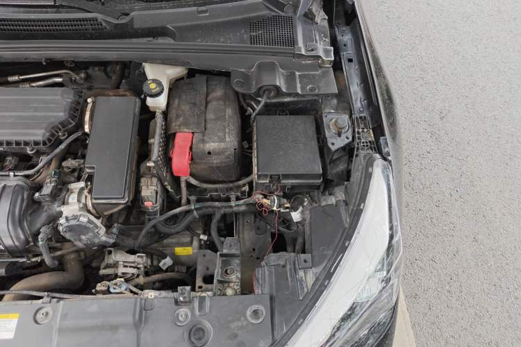 Used Dongfeng Aeolus Yixuan 2023 Mach Edition 1.5L Automatic Chasing Wind Version Engine Bay Left
