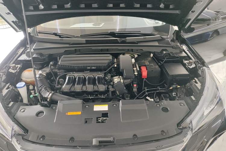 Used Dongfeng Aeolus Yixuan 2023 Mach Edition 1.5L Automatic Chasing Shadow Version Engine Bay