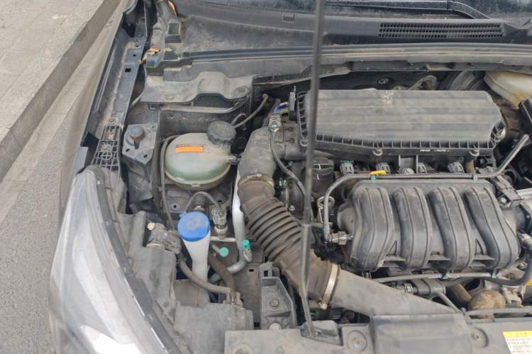 Used Dongfeng Aeolus Yixuan 2023 Mach Edition 1.5L Automatic Chasing Shadow Version Engine Bay Right