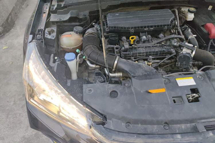 Used Dongfeng Aeolus Yixuan 2023 Mach Edition 1.5T Automatic Pursuit Rider Version Engine Bay Right