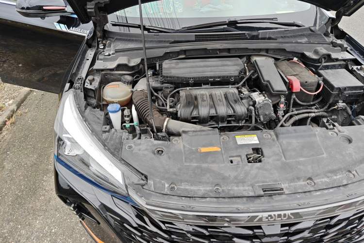 Used Dongfeng Aeolus Yixuan 2023 Mach Edition 1.5L Automatic Chasing Wind Version Engine Bay Right