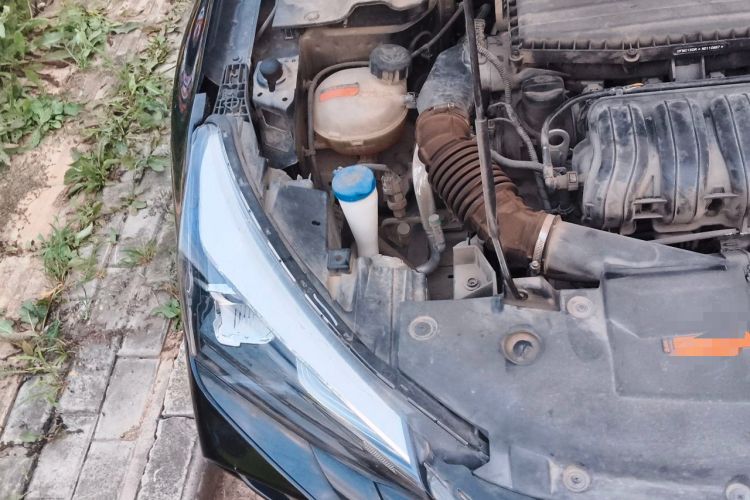 Used Dongfeng Aeolus Yixuan 2023 Mach Edition 1.5L Automatic Chasing Wind Version Engine Bay Right
