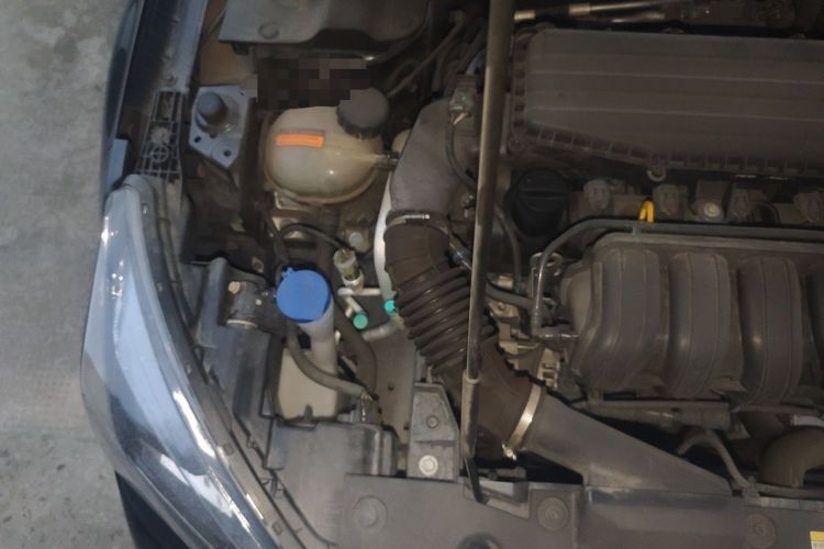 Used Dongfeng Aeolus Yixuan 2023 Mach Edition 1.5L Automatic Chasing Shadow Version Engine Bay Right