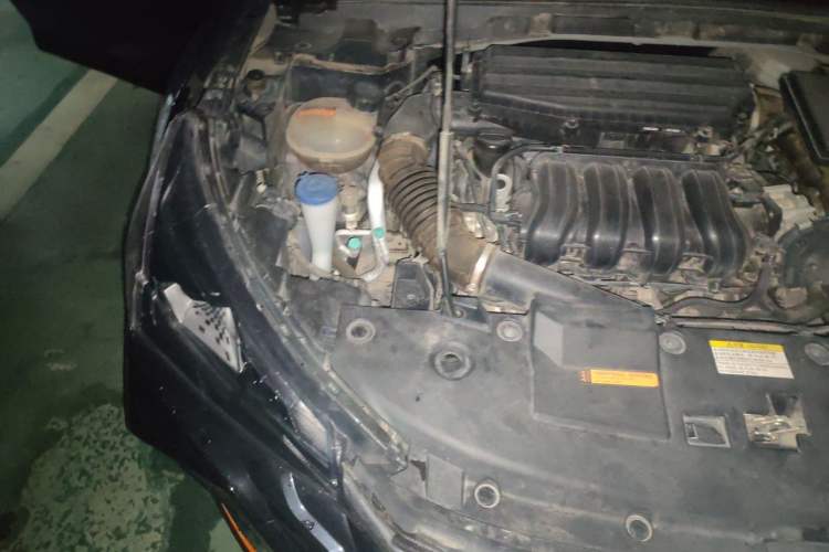 Used Dongfeng Aeolus Yixuan 2023 Mach Edition 1.5L Automatic Chasing Shadow Version Engine Bay Right