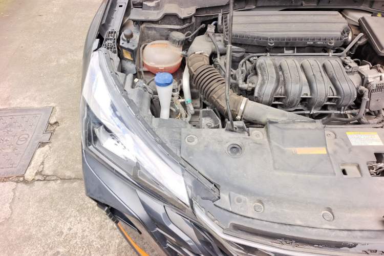 Used Dongfeng Aeolus Yixuan 2023 Mach Edition 1.5L Automatic Chasing Shadow Version Engine Bay Right