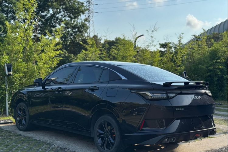 Used Dongfeng Aeolus Yixuan 2023 Mach Edition 1.5L Automatic Chasing Shadow Version Exterior 7