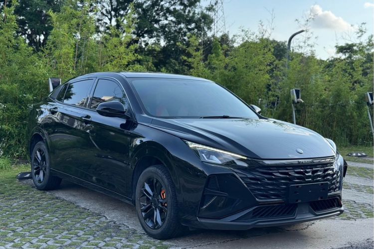 Used Dongfeng Aeolus Yixuan 2023 Mach Edition 1.5L Automatic Chasing Shadow Version Exterior 9