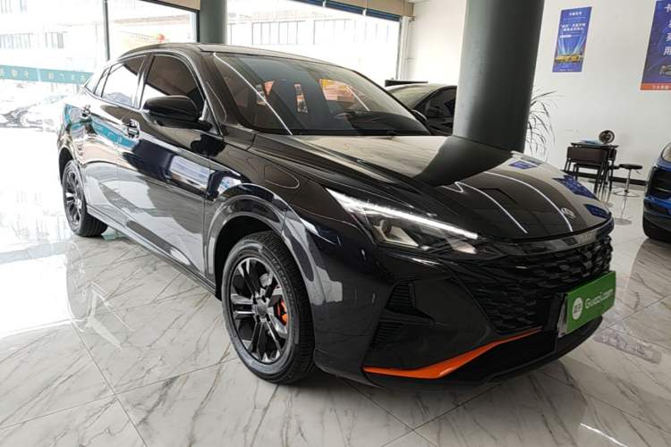 Used Dongfeng Aeolus Yixuan 2023 Mach Edition 1.5L Automatic Chasing Shadow Version Front Right 45 Deg