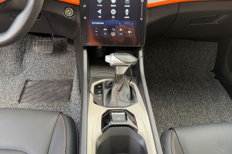 Used Dongfeng Aeolus Yixuan 2023 Mach Edition 1.5L Automatic Chasing Shadow Version Gear Lever