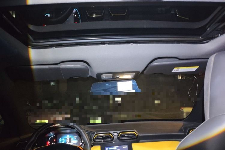Used Dongfeng Aeolus Yixuan 2023 Mach Edition 1.5T Automatic Pursuit Rider Version Headliner