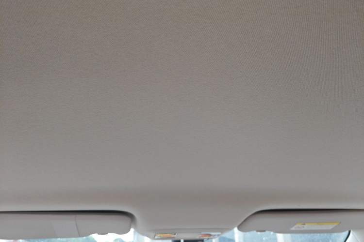 Used Dongfeng Aeolus Yixuan 2023 Mach Edition 1.5L Automatic Chasing Wind Version Headliner