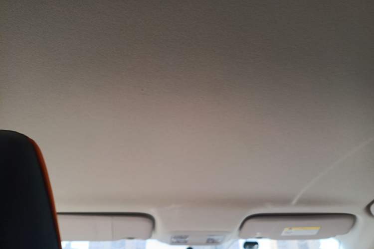 Used Dongfeng Aeolus Yixuan 2023 Mach Edition 1.5L Automatic Chasing Wind Version Headliner