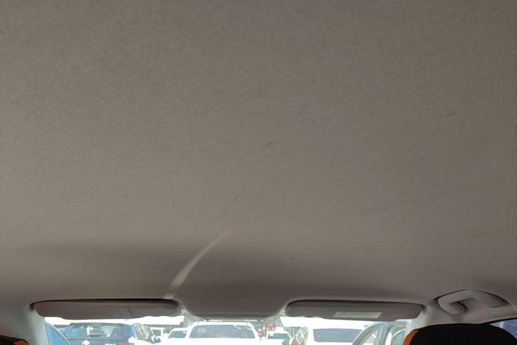 Used Dongfeng Aeolus Yixuan 2023 Mach Edition 1.5L Automatic Chasing Wind Version Headliner
