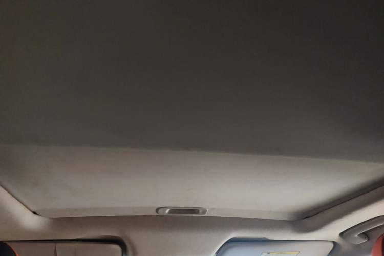 Used Dongfeng Aeolus Yixuan 2023 Mach Edition 1.5L Automatic Chasing Shadow Version Headliner