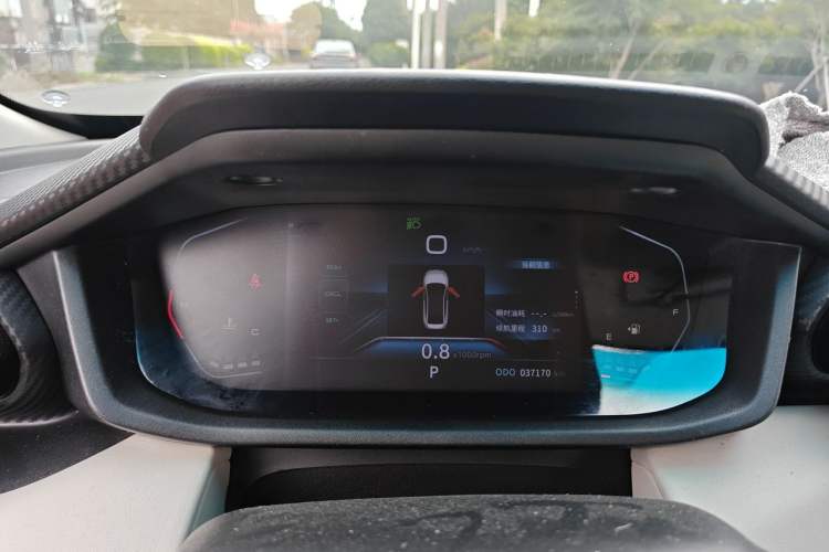 Used Dongfeng Aeolus Yixuan 2023 Mach Edition 1.5L Automatic Chasing Wind Version Instrument Cluster
