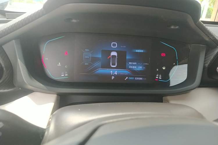 Used Dongfeng Aeolus Yixuan 2023 Mach Edition 1.5L Automatic Chasing Wind Version Instrument Cluster