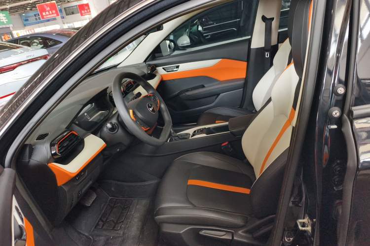 Used Dongfeng Aeolus Yixuan 2023 Mach Edition 1.5L Automatic Chasing Wind Version Interior 1