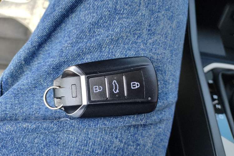 Used Dongfeng Aeolus Yixuan 2023 Mach Edition 1.5L Automatic Chasing Wind Version Interior 1