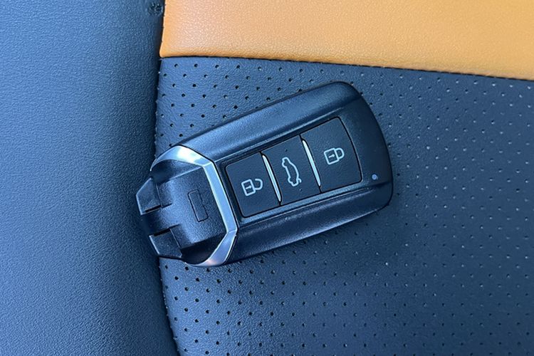 Used Dongfeng Aeolus Yixuan 2023 Mach Edition 1.5L Automatic Chasing Shadow Version Interior 5