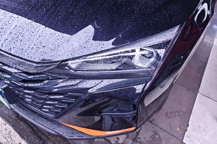 Used Dongfeng Aeolus Yixuan 2023 Mach Edition 1.5L Automatic Chasing Wind Version Left Front Headlight