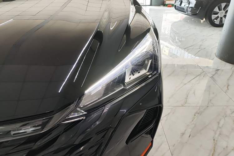 Used Dongfeng Aeolus Yixuan 2023 Mach Edition 1.5L Automatic Chasing Shadow Version Left Front Headlight