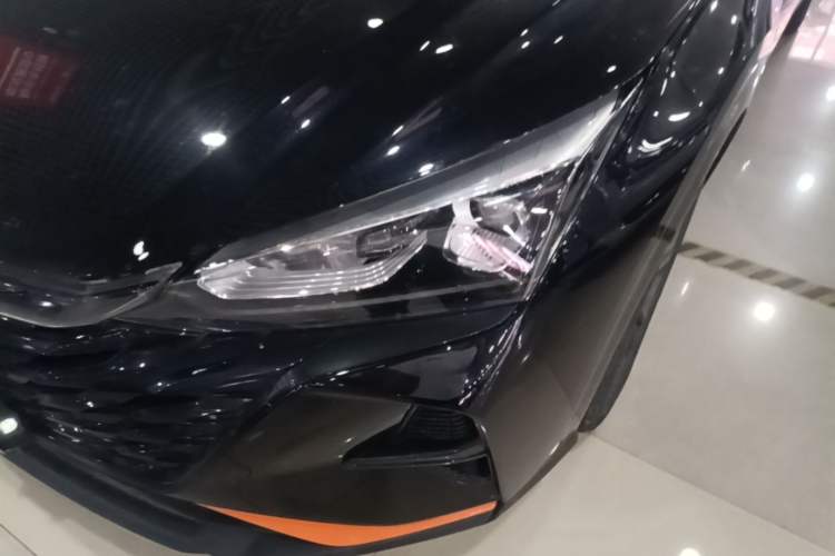 Used Dongfeng Aeolus Yixuan 2023 Mach Edition 1.5L Automatic Chasing Wind Version Left Front Headlight