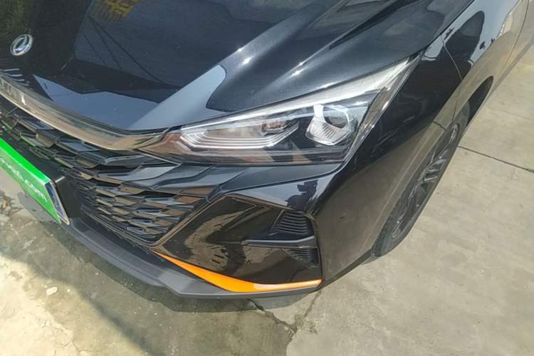 Used Dongfeng Aeolus Yixuan 2023 Mach Edition 1.5L Automatic Chasing Wind Version Left Front Headlight