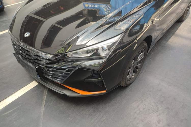 Used Dongfeng Aeolus Yixuan 2023 Mach Edition 1.5L Automatic Chasing Wind Version Left Front Headlight