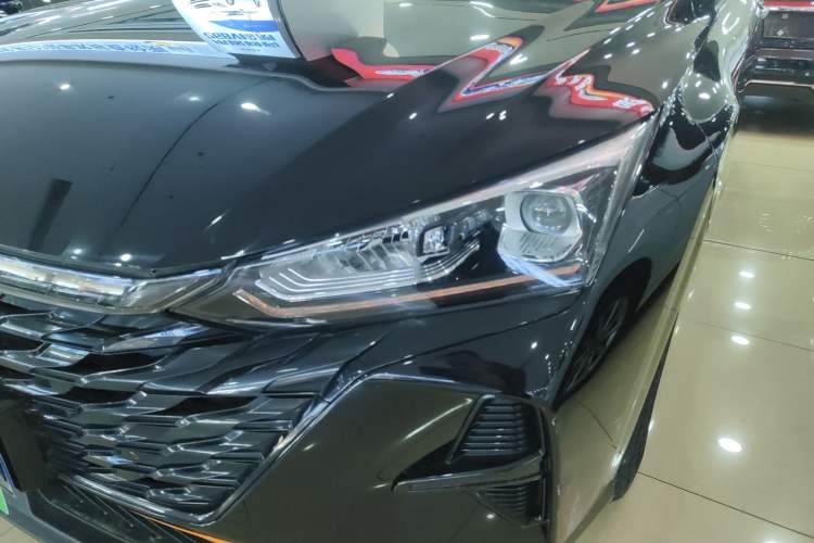 Used Dongfeng Aeolus Yixuan 2023 1.5L Automatic Glory Edition Left Front Headlight