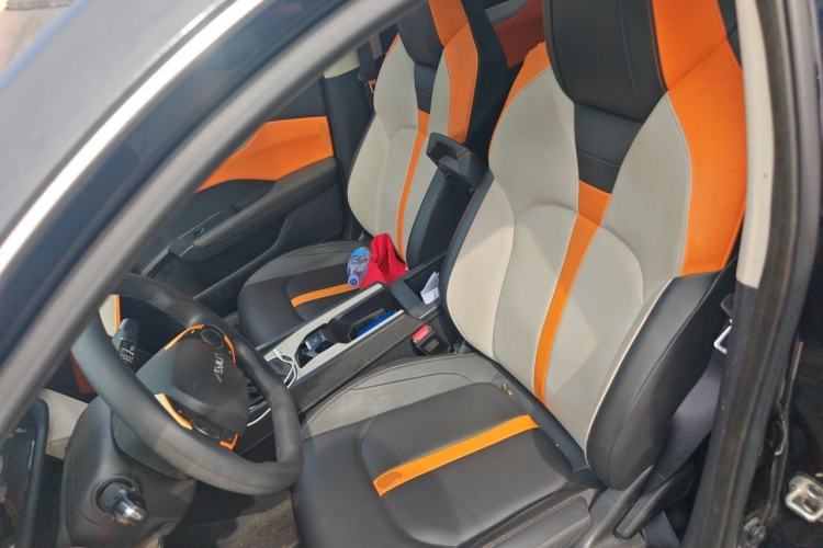 Used Dongfeng Aeolus Yixuan 2023 Mach Edition 1.5L Automatic Chasing Shadow Version Left Front Seat