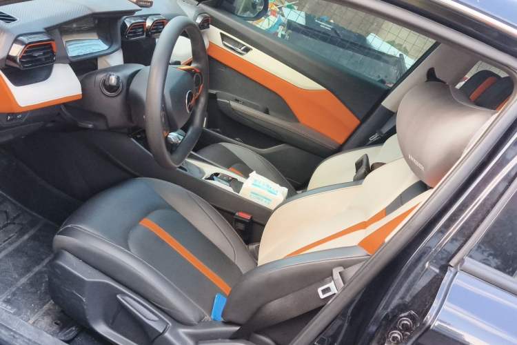 Used Dongfeng Aeolus Yixuan 2023 Mach Edition 1.5L Automatic Chasing Wind Version Left Front Seat