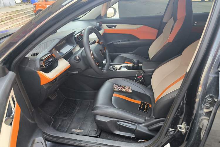 Used Dongfeng Aeolus Yixuan 2023 Mach Edition 1.5L Automatic Chasing Shadow Version Left Front Seat