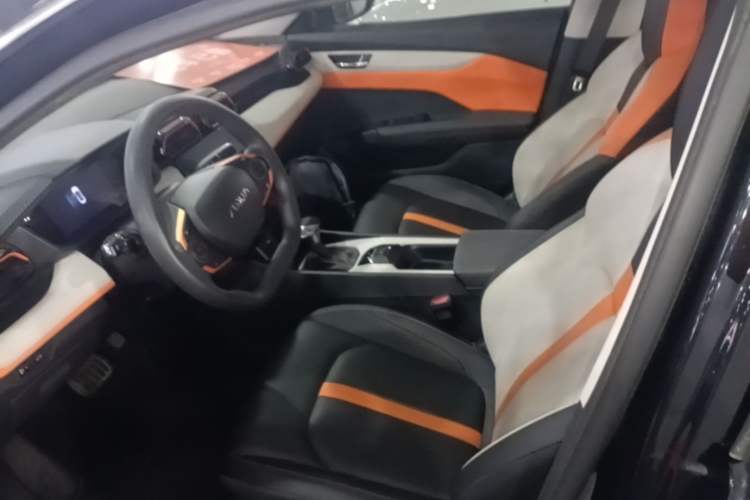 Used Dongfeng Aeolus Yixuan 2023 Mach Edition 1.5L Automatic Chasing Wind Version Left Front Seat